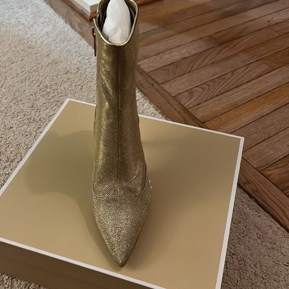 Michael Kors Women's Clara Side-Zip Pointed-Toe Heeled Dress Booties - Picture 8 of 8